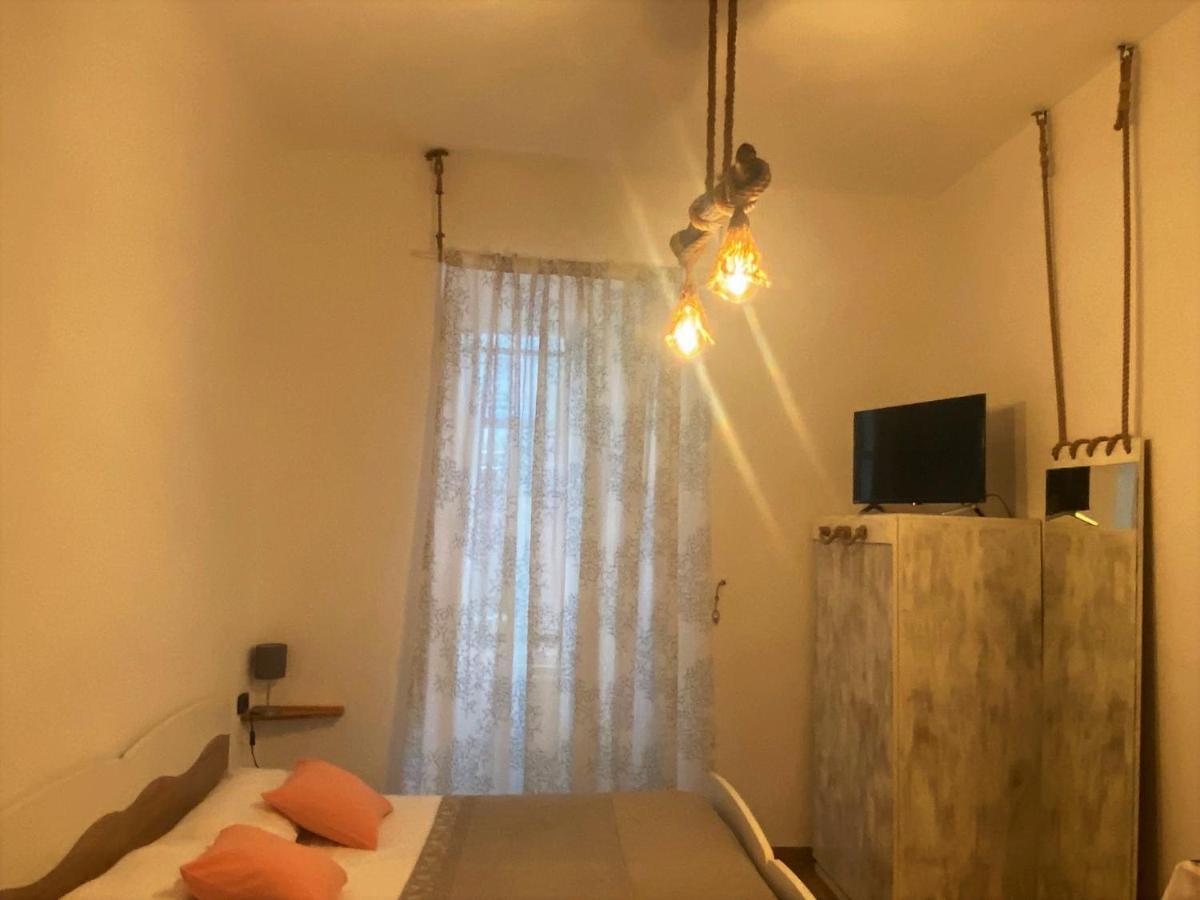 Scalinata Vernazza Little House 斯培西亚 外观 照片
