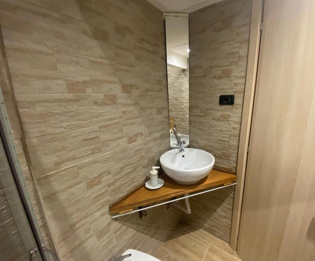 Scalinata Vernazza Little House 斯培西亚 外观 照片